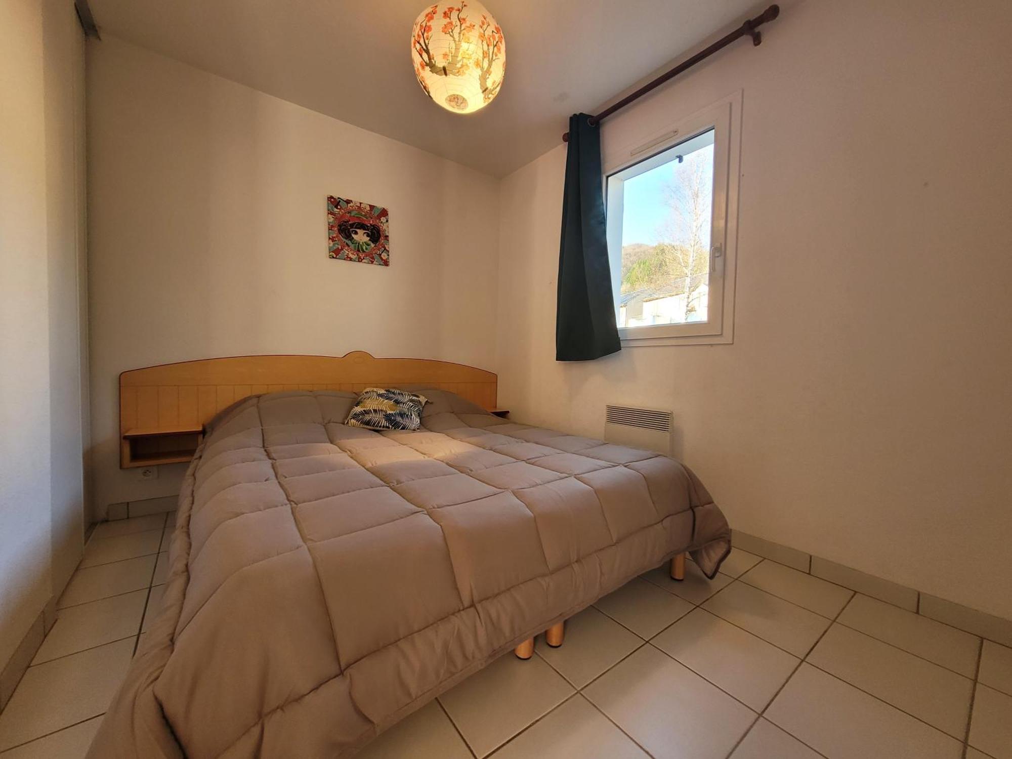 La Maison Bleue, Village Vacances, Piscine, Parking Saint-Geniez-dʼOlt Buitenkant foto